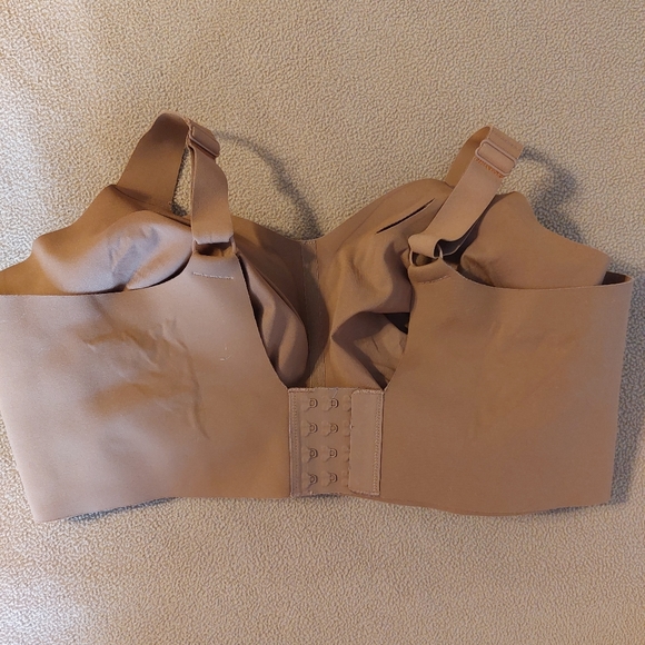 SOLD Evelyn and Bobbie bundle xl (4) beyond bras. - Picture 8 of 13